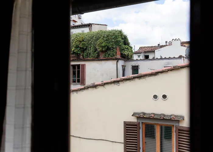 San Frediano Comfortable Home